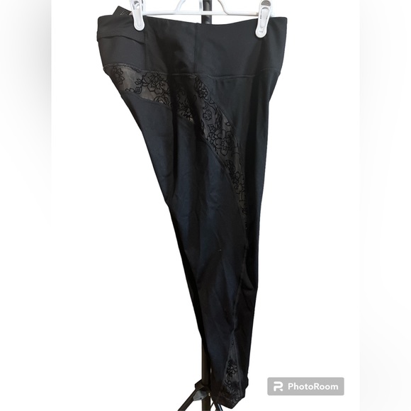 Performance Core Full Length Mix Media Active Legging - Picture 6 of 6